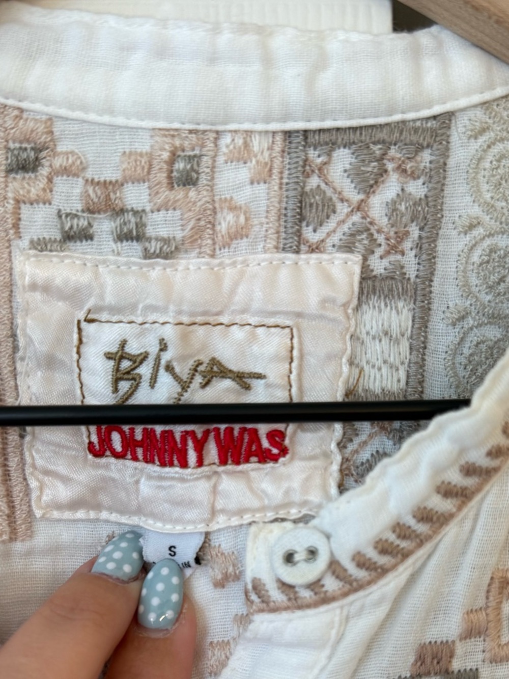 Johnny was biya button up cotton blouse - Picture 7 of 8